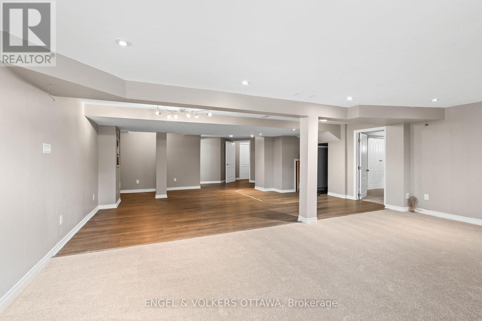 98 Anfield Crescent E, Ottawa, Ontario  K2G 7B7 - Photo 35 - X12465846