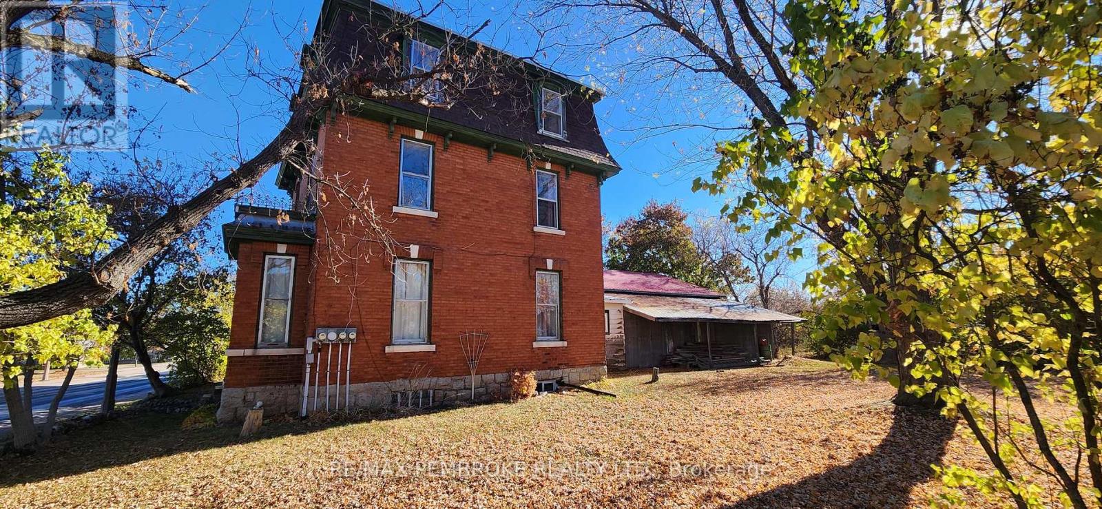 77 Main Street, Whitewater Region, Ontario  K0J 1K0 - Photo 2 - X12465826