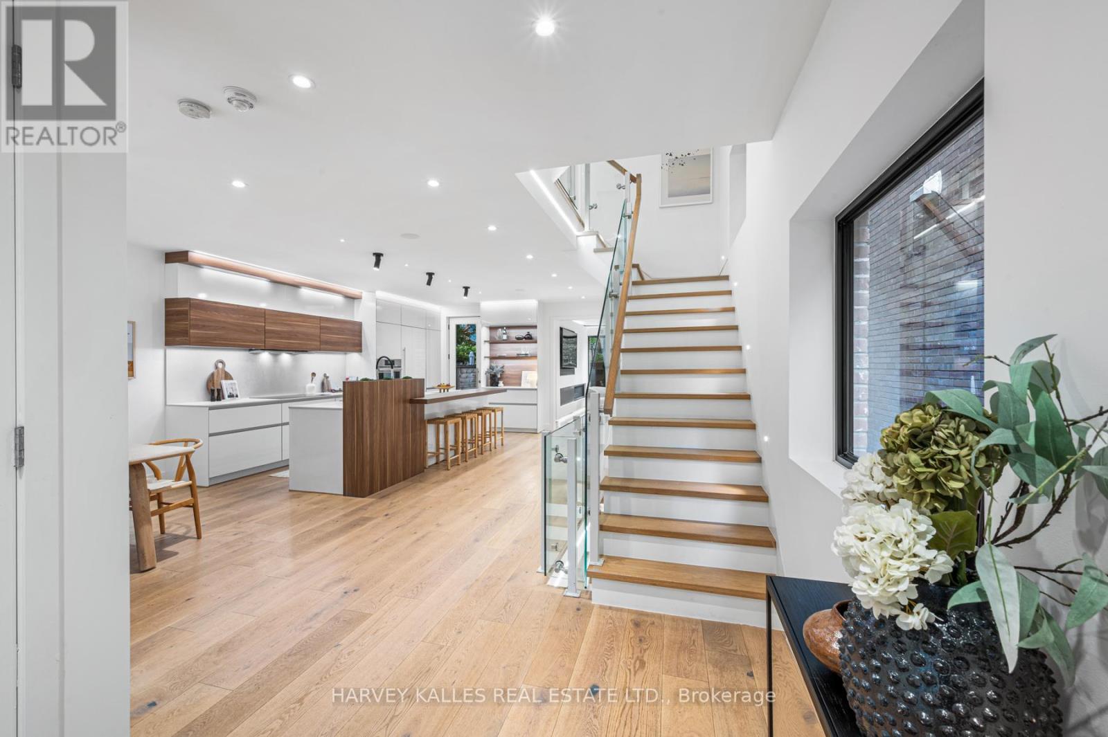 404 Brunswick Avenue, Toronto, Ontario  M5R 2Z4 - Photo 7 - C12465031