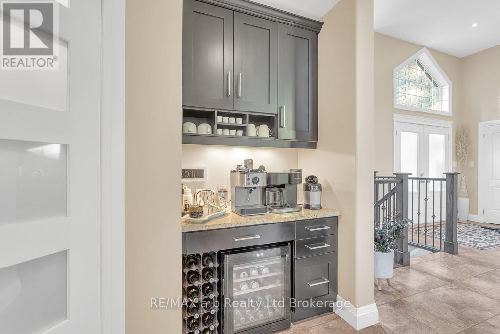 9442 Richmond Road, Bayham, Ontario  N5H 2R1 - Photo 14 - X12465788