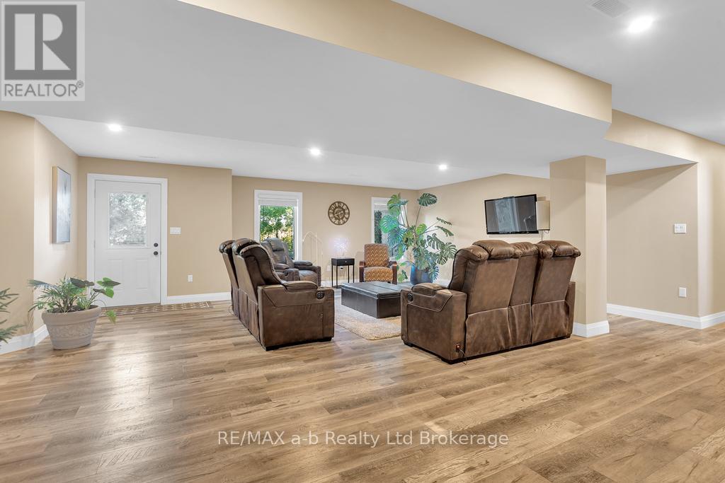 9442 Richmond Road, Bayham, Ontario  N5H 2R1 - Photo 26 - X12465788