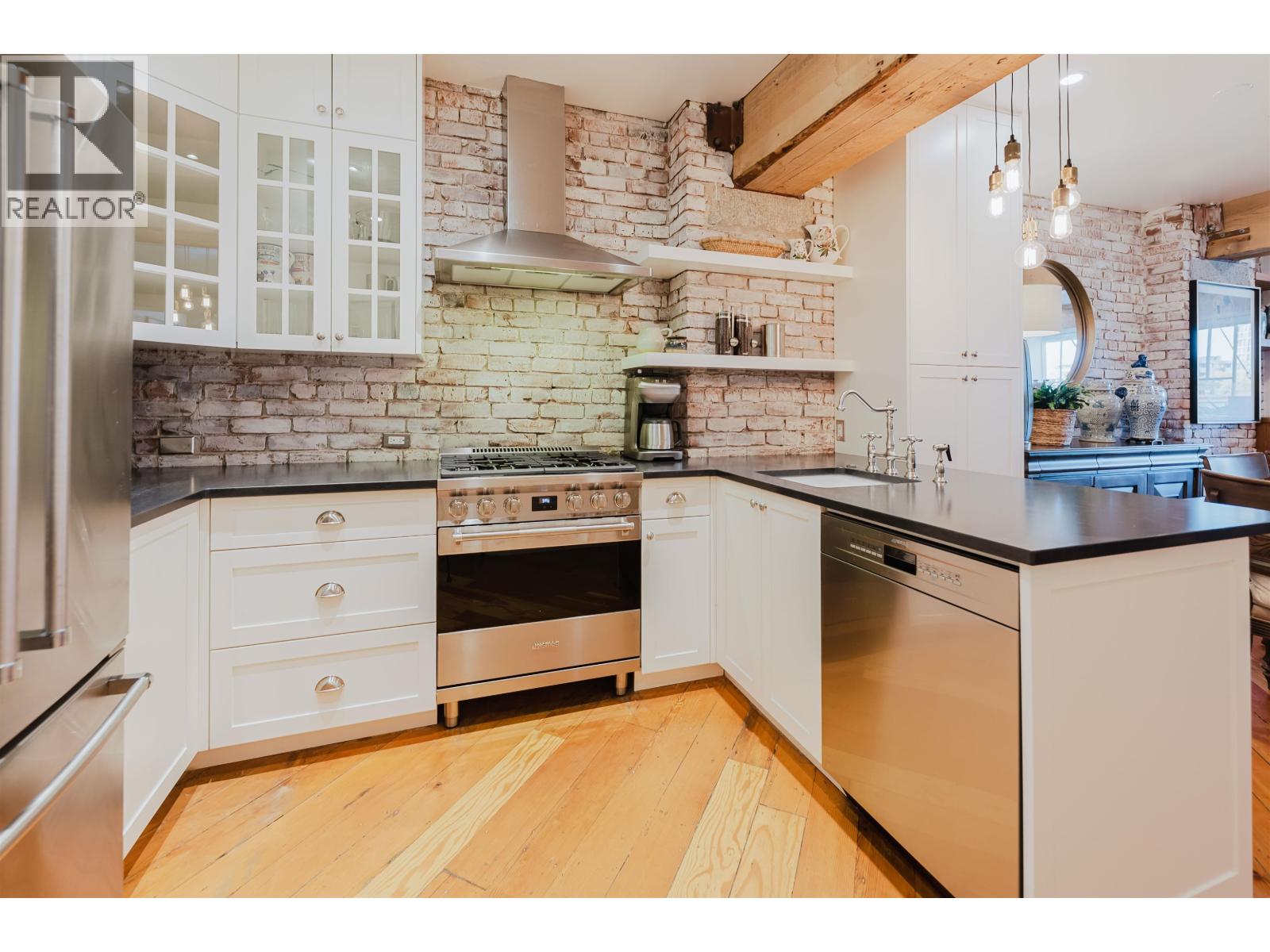 210 1178 Hamilton Street, Vancouver, British Columbia  V6B 2S2 - Photo 12 - R3059069