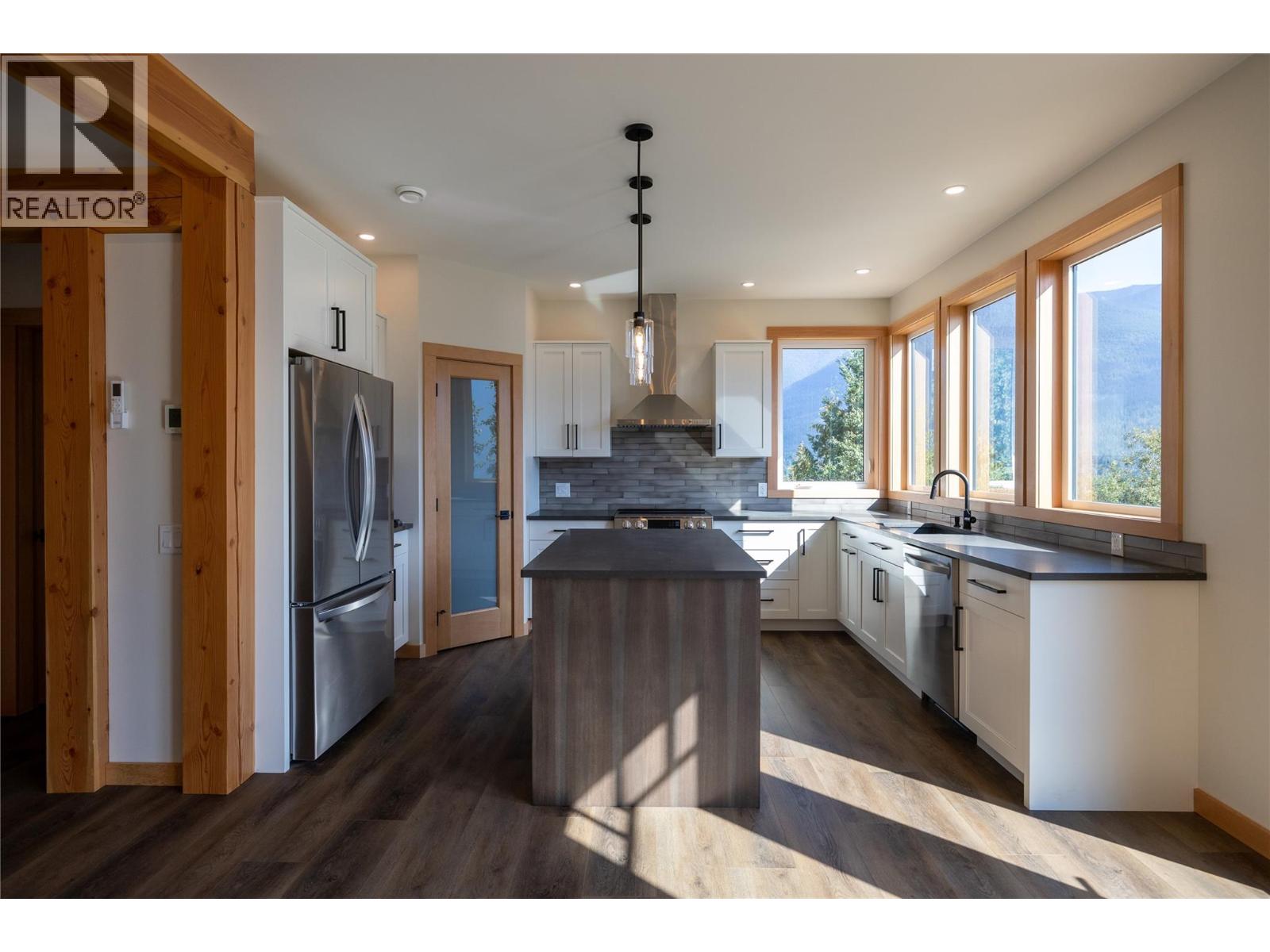 145 Lakeview Drive, Nelson, British Columbia  V1L 6W6 - Photo 18 - 10360594