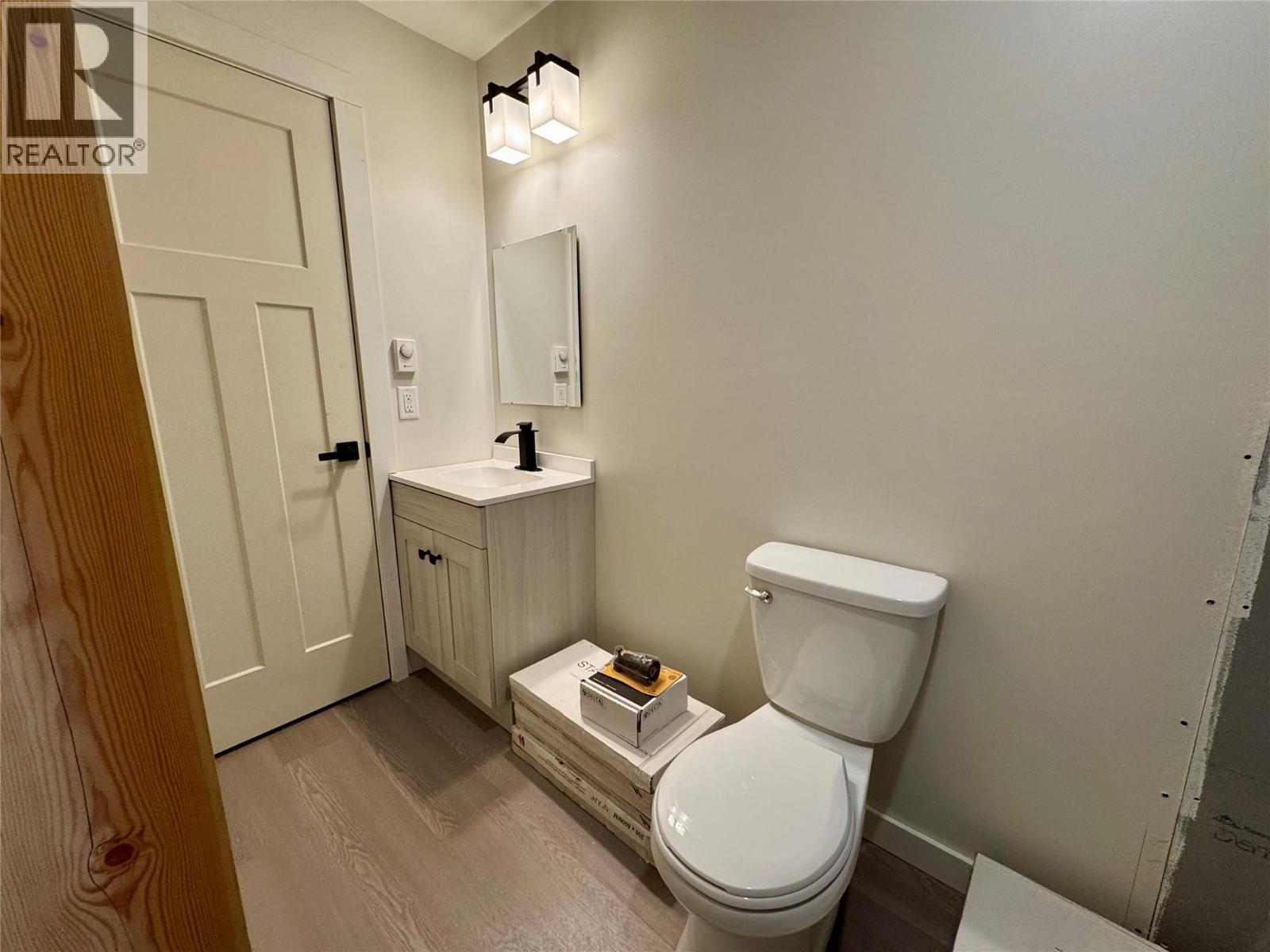 145 Lakeview Drive, Nelson, British Columbia  V1L 6W6 - Photo 65 - 10360594