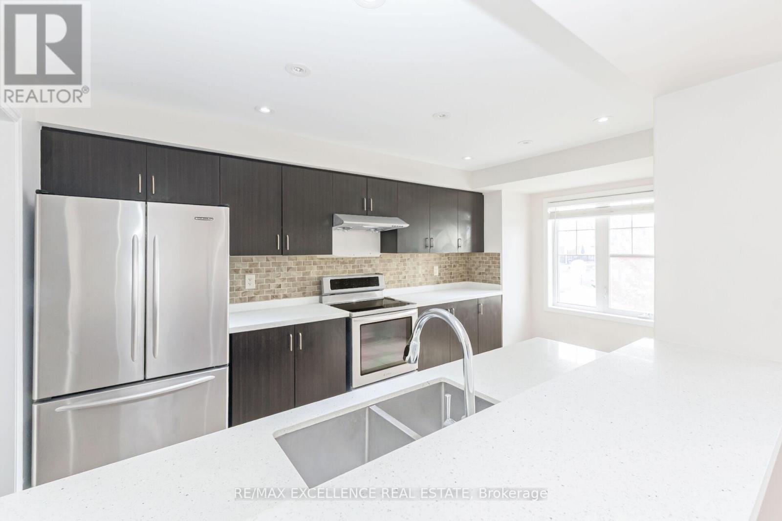 127 Bleasdale Avenue, Brampton, Ontario  L7A 0V8 - Photo 14 - W12464466