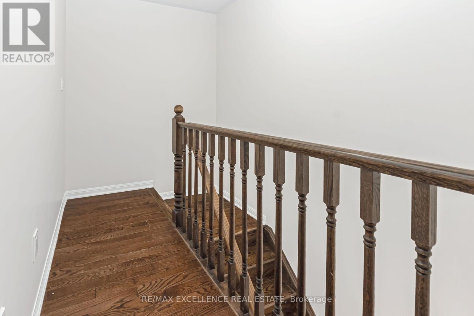 127 Bleasdale Avenue, Brampton, Ontario  L7A 0V8 - Photo 10 - W12464466