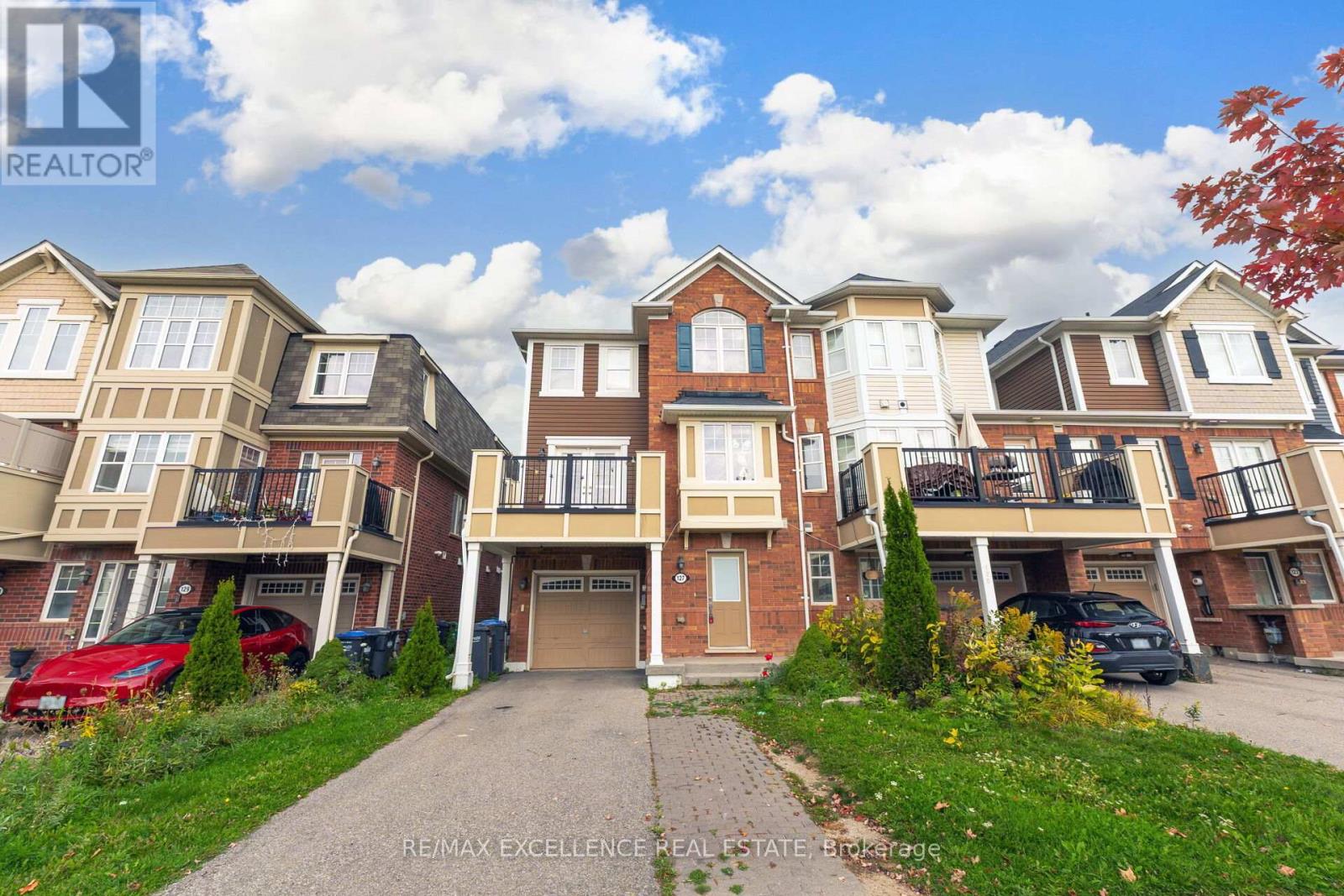 127 BLEASDALE AVENUE, Brampton, Ontario