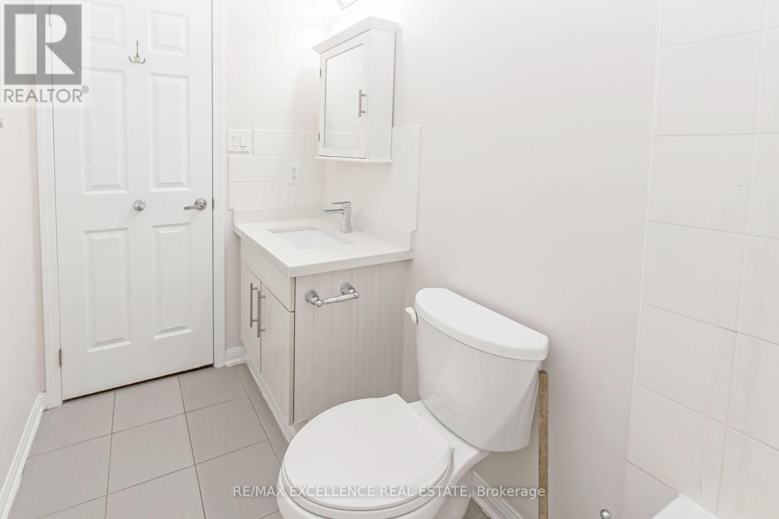 127 Bleasdale Avenue, Brampton, Ontario  L7A 0V8 - Photo 30 - W12464466