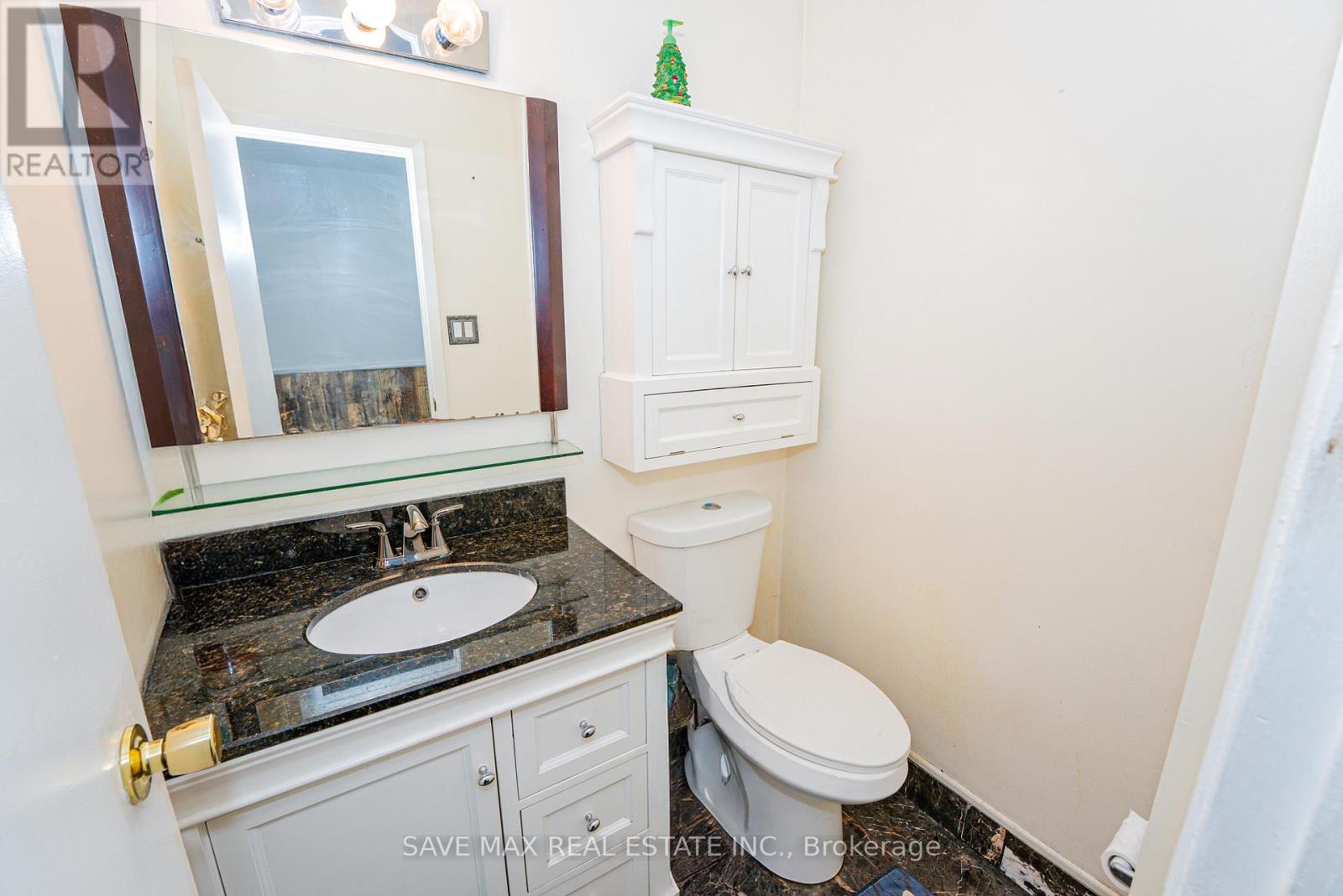 20 - 2301 Derry Road W, Mississauga (Meadowvale), Ontario  L5N 2R4 - Photo 11 - W12465480