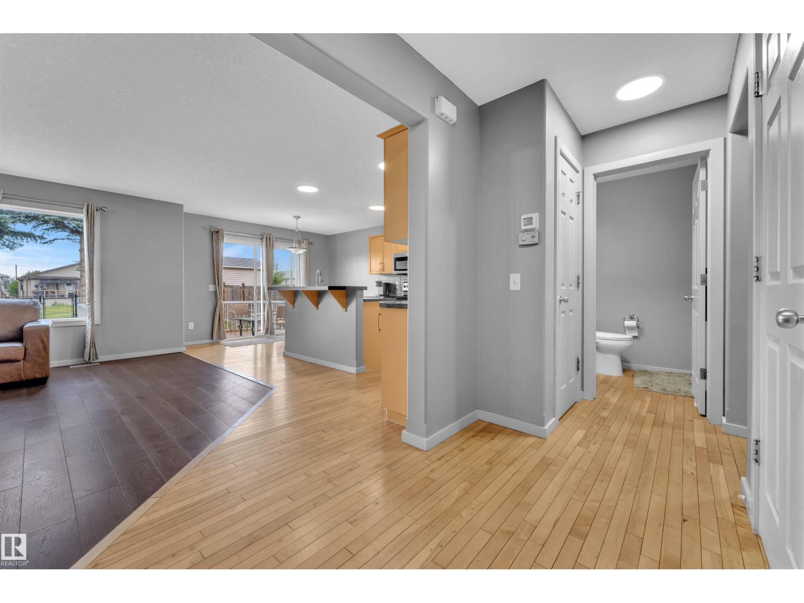 3436 28 St Nw, Edmonton, Alberta  T6T 1T8 - Photo 9 - E4462302