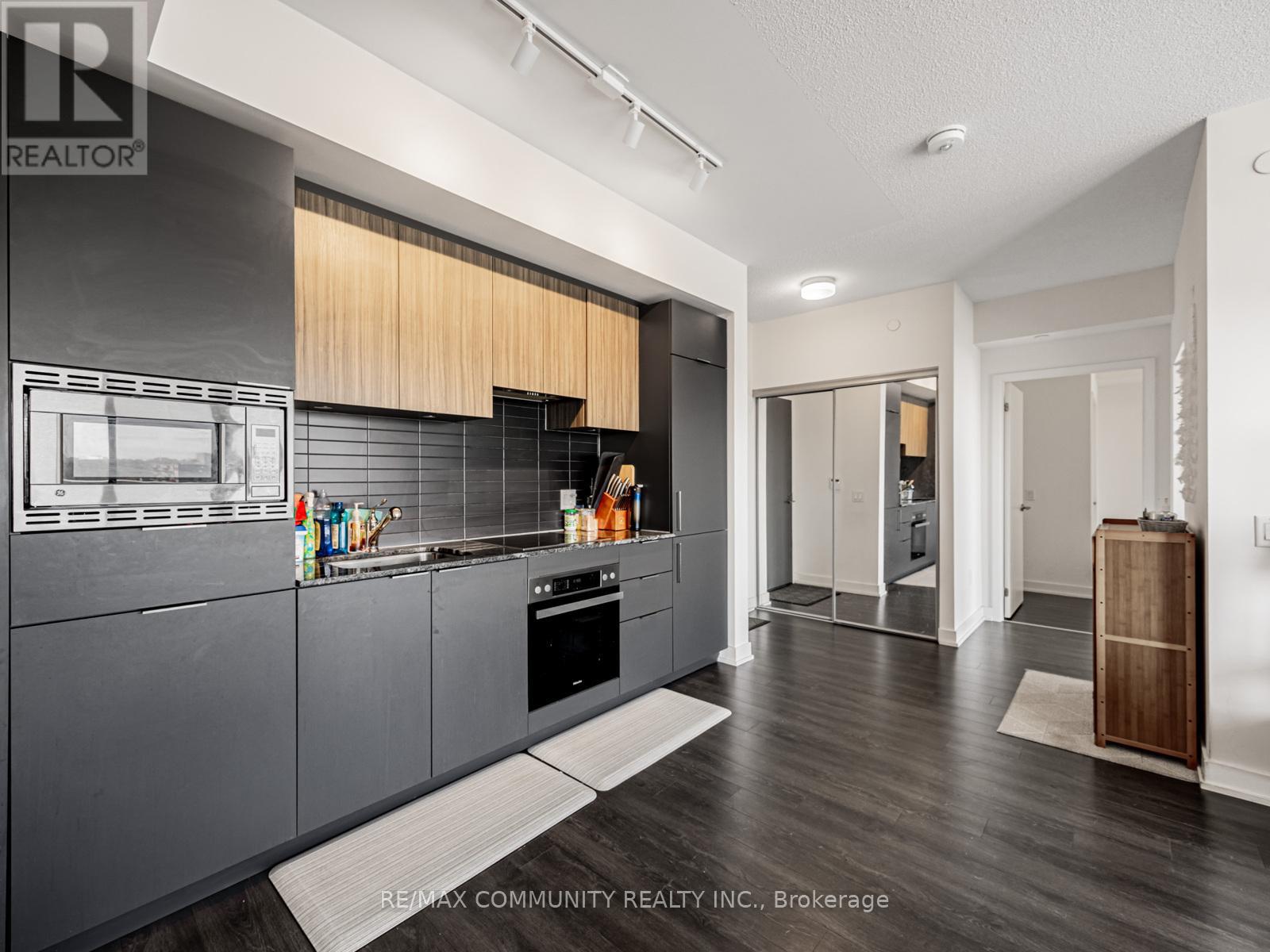 412 - 50 O'neill Road, Toronto, Ontario  M3C 0R1 - Photo 9 - C12465591