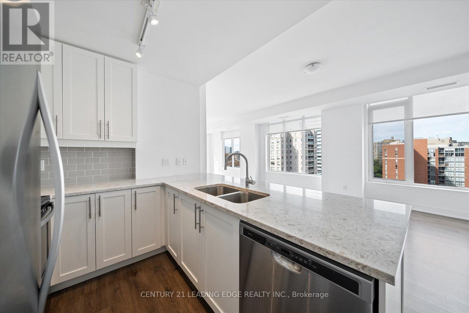 1004 - 68 Merton Street, Toronto, Ontario  M4S 0A7 - Photo 8 - C12465598