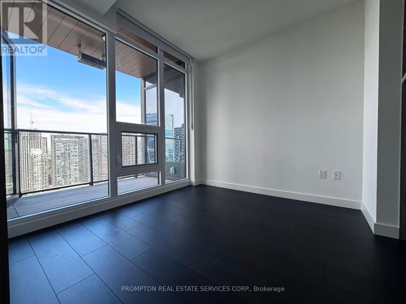 4602 - 1 Concord Cityplace Way, Toronto, Ontario  M5V 0X4 - Photo 5 - C12465608