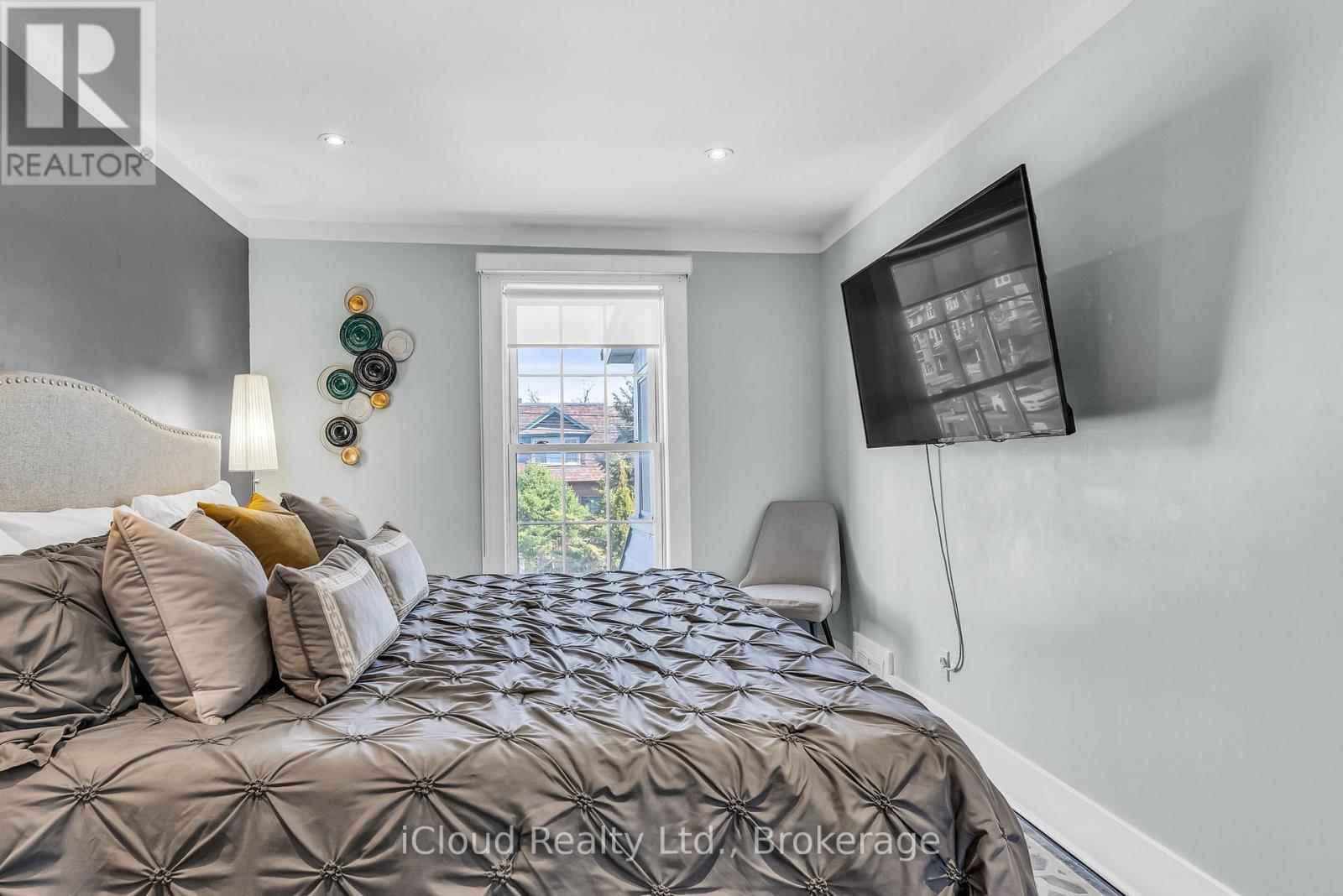 264 Howland Avenue, Toronto (Annex), Ontario  M5R 3B6 - Photo 19 - C12465610