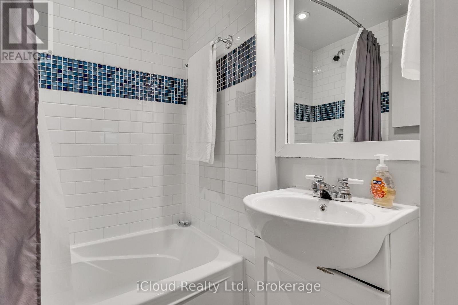 264 Howland Avenue, Toronto (Annex), Ontario  M5R 3B6 - Photo 35 - C12465610