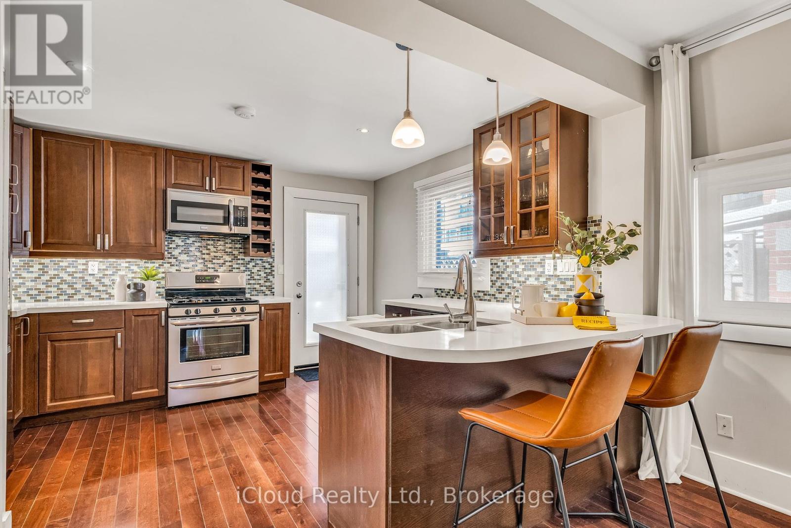 264 Howland Avenue, Toronto (Annex), Ontario  M5R 3B6 - Photo 9 - C12465610