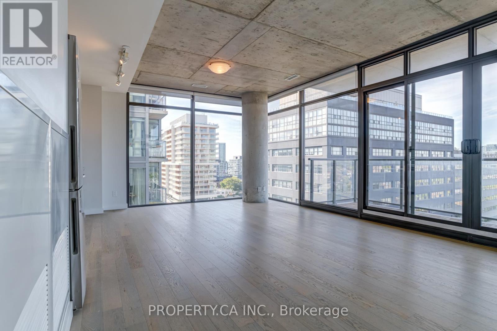 1202 - 111 Bathurst Street, Toronto, Ontario  M5V 0M9 - Photo 3 - C12465634