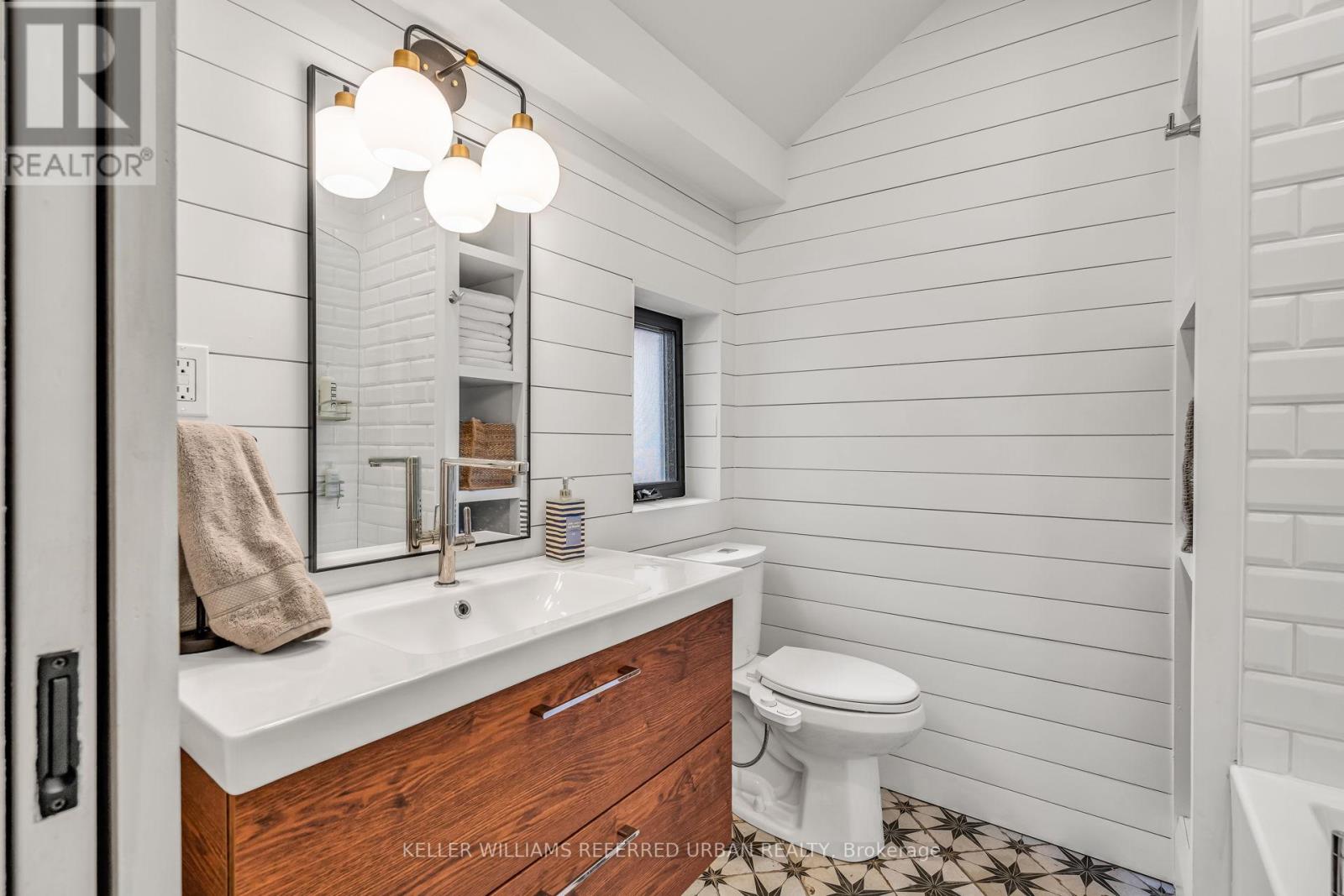 98 Mitchell Avenue, Toronto (Niagara), Ontario  M6J 1B9 - Photo 28 - C12465639