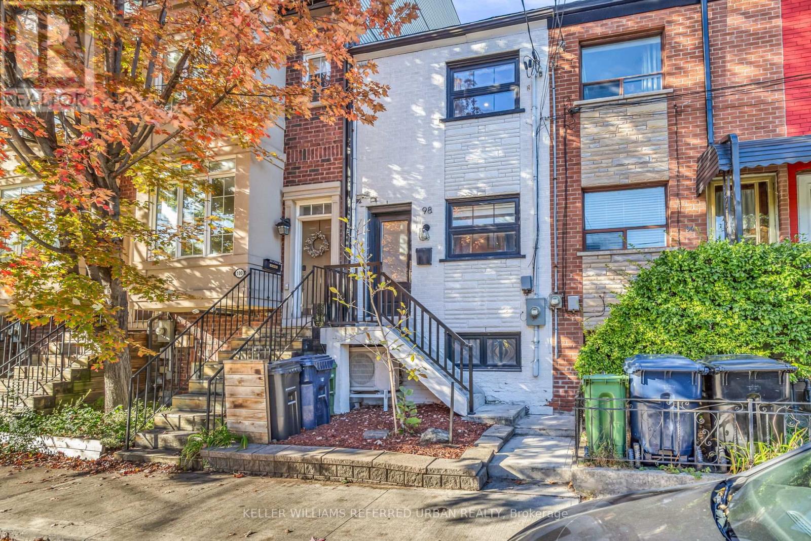 98 Mitchell Avenue, Toronto (Niagara), Ontario  M6J 1B9 - Photo 3 - C12465639