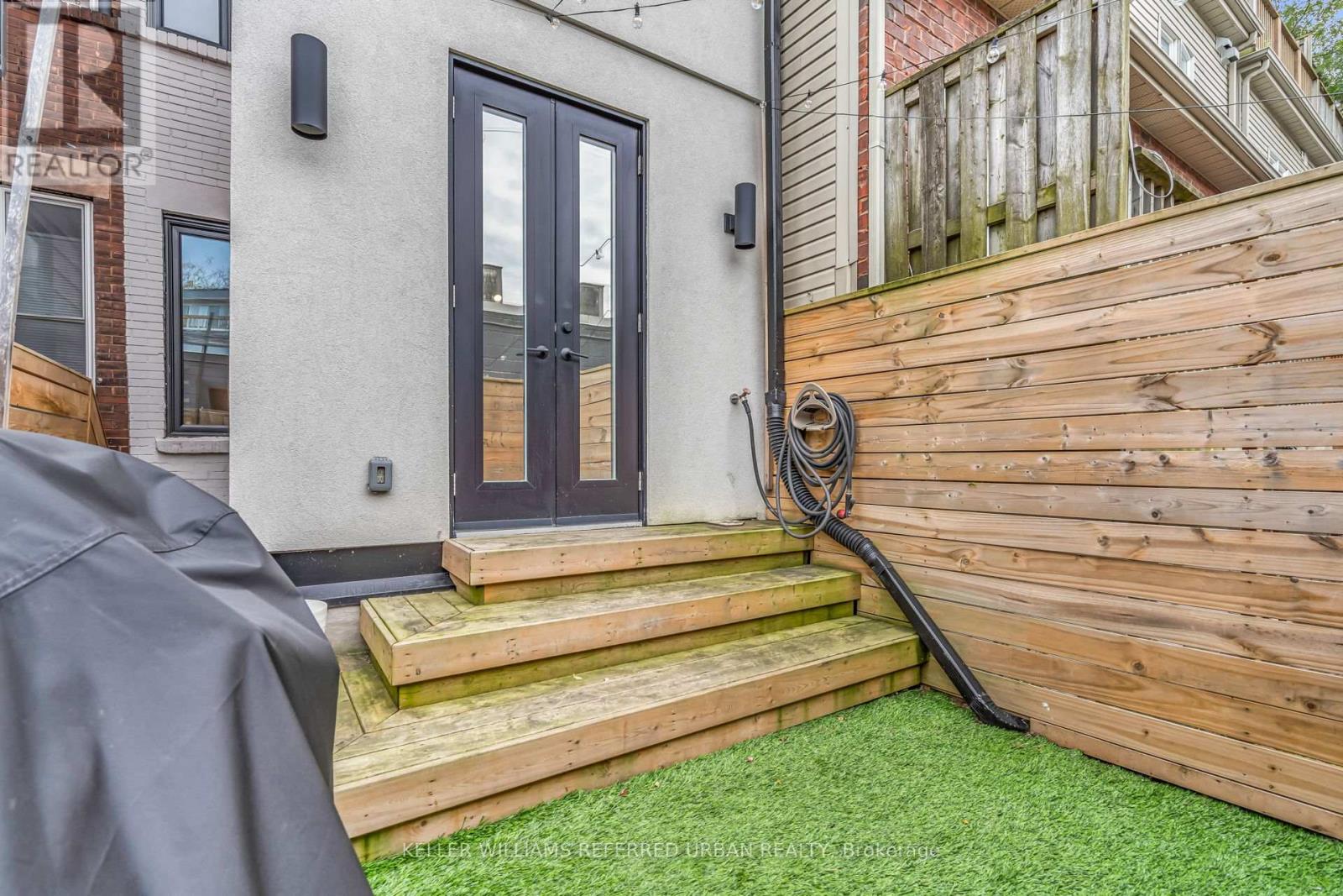 98 Mitchell Avenue, Toronto (Niagara), Ontario  M6J 1B9 - Photo 47 - C12465639