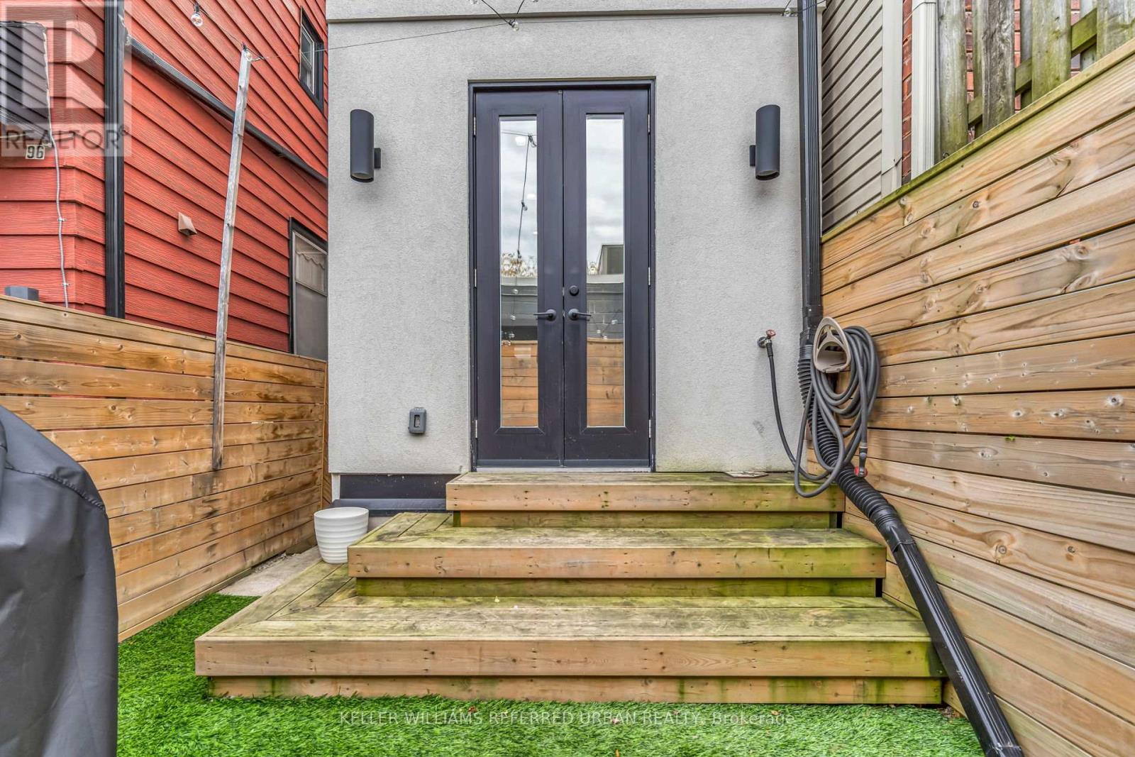 98 Mitchell Avenue, Toronto (Niagara), Ontario  M6J 1B9 - Photo 48 - C12465639