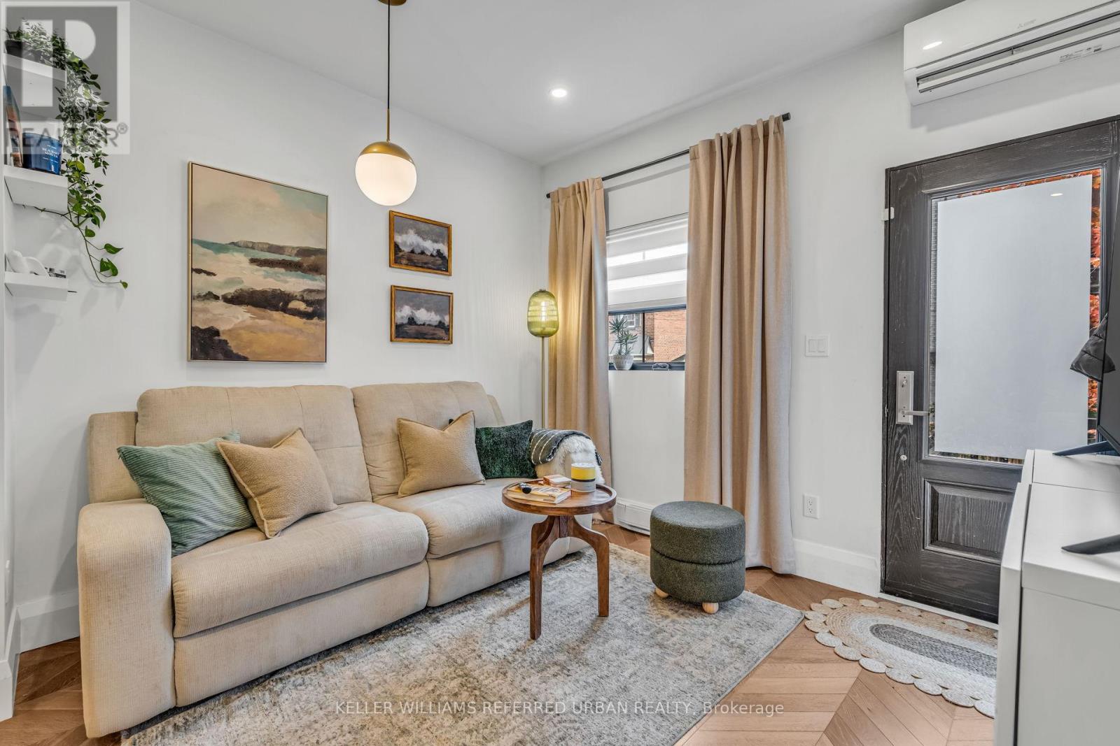 98 Mitchell Avenue, Toronto (Niagara), Ontario  M6J 1B9 - Photo 9 - C12465639