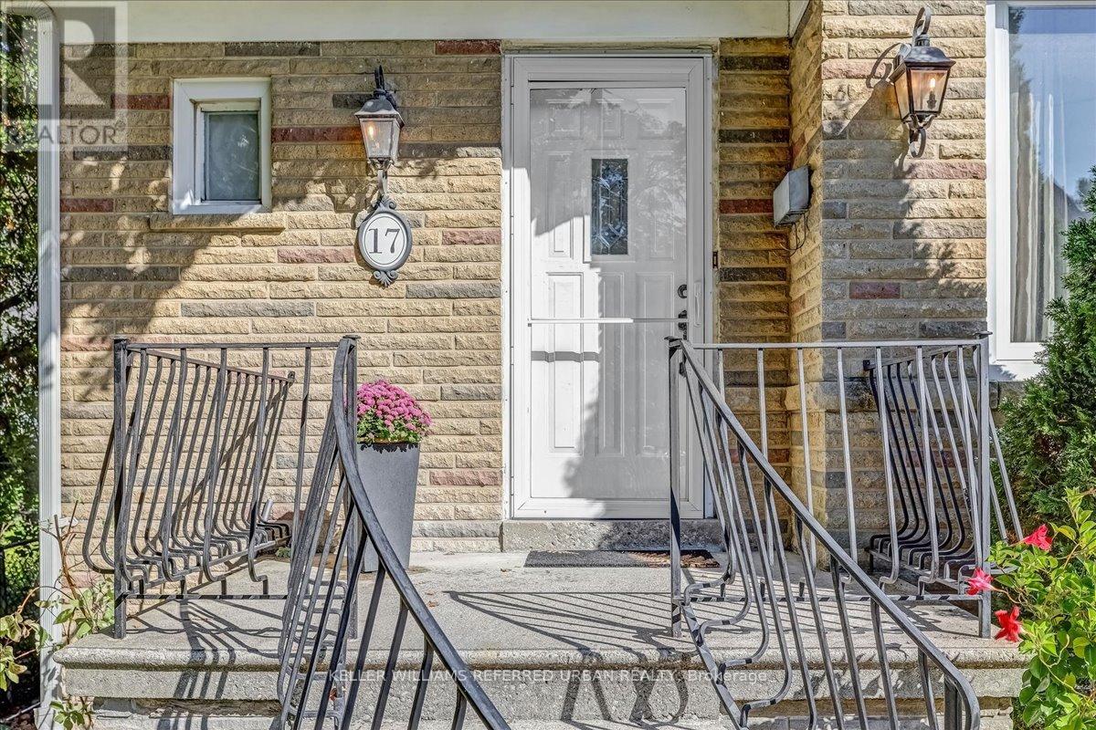 17 Gwendolen Crescent, Toronto (Lansing-Westgate), Ontario  M2N 2L9 - Photo 2 - C12465665