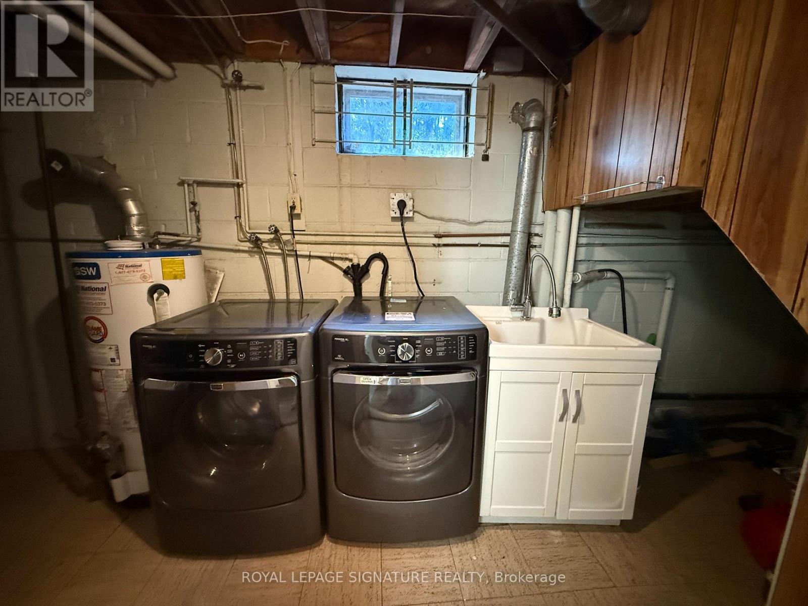 21 Prestbury Street, Toronto, Ontario  M4A 2H9 - Photo 17 - C12465755
