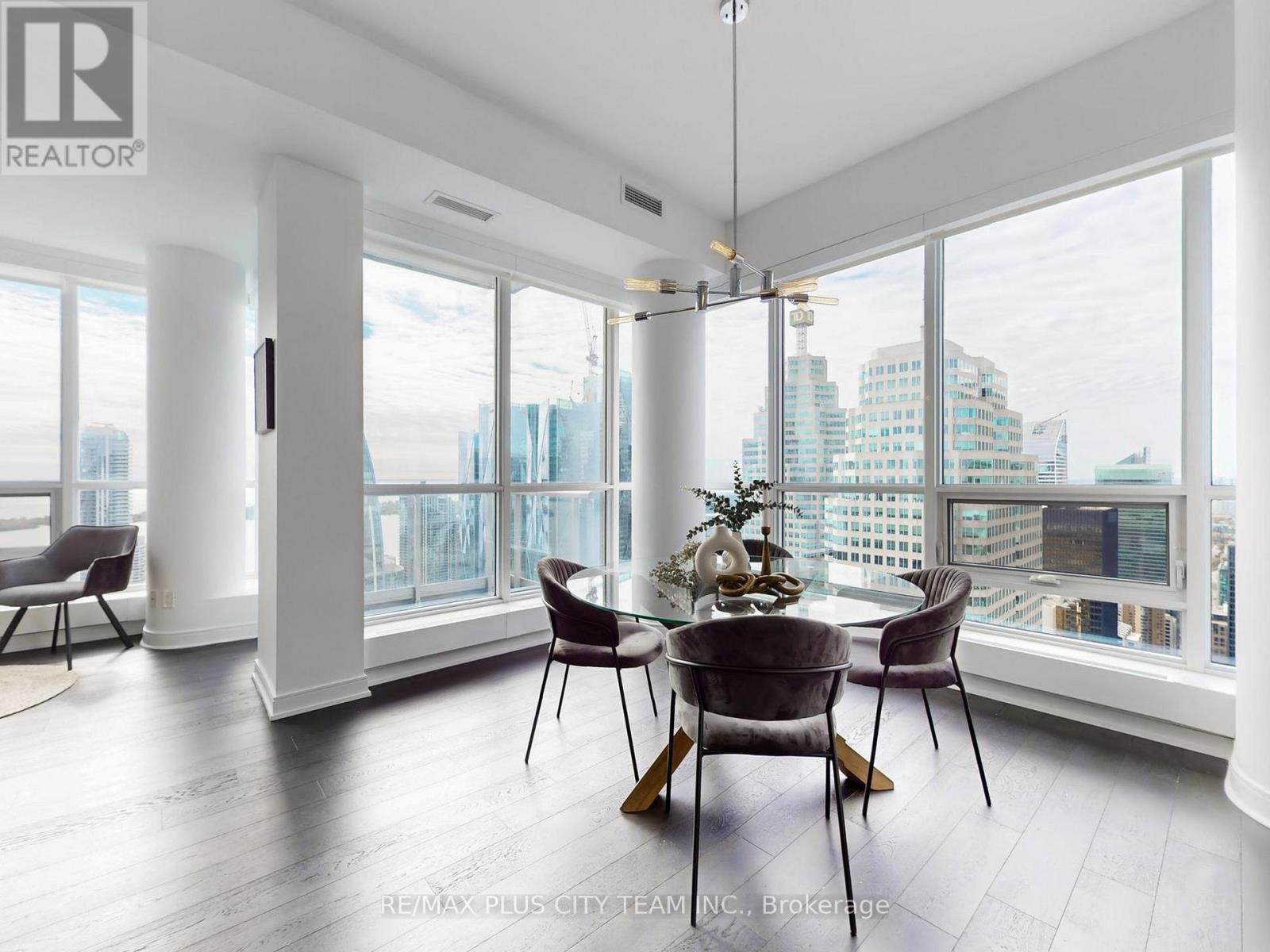 5504 - 88 Scott Street, Toronto, Ontario  M5E 0A9 - Photo 12 - C12465773