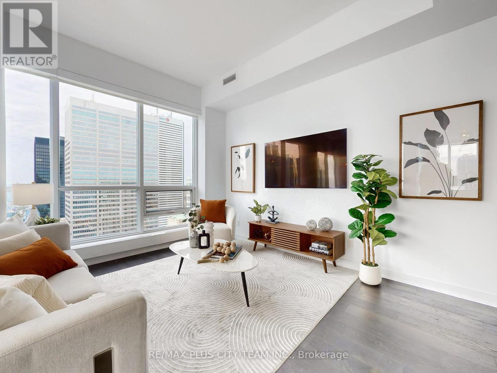 5504 - 88 Scott Street, Toronto, Ontario  M5E 0A9 - Photo 2 - C12465773