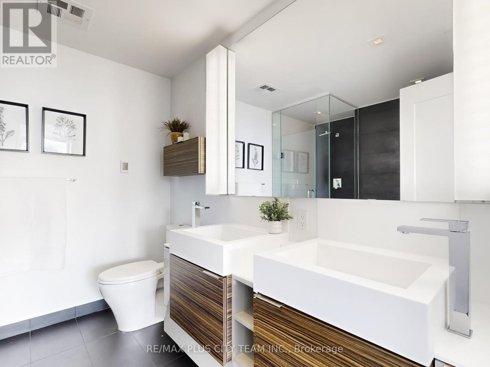 5504 - 88 Scott Street, Toronto, Ontario  M5E 0A9 - Photo 21 - C12465773