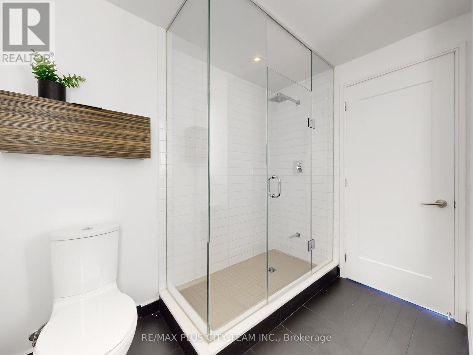 5504 - 88 Scott Street, Toronto, Ontario  M5E 0A9 - Photo 27 - C12465773