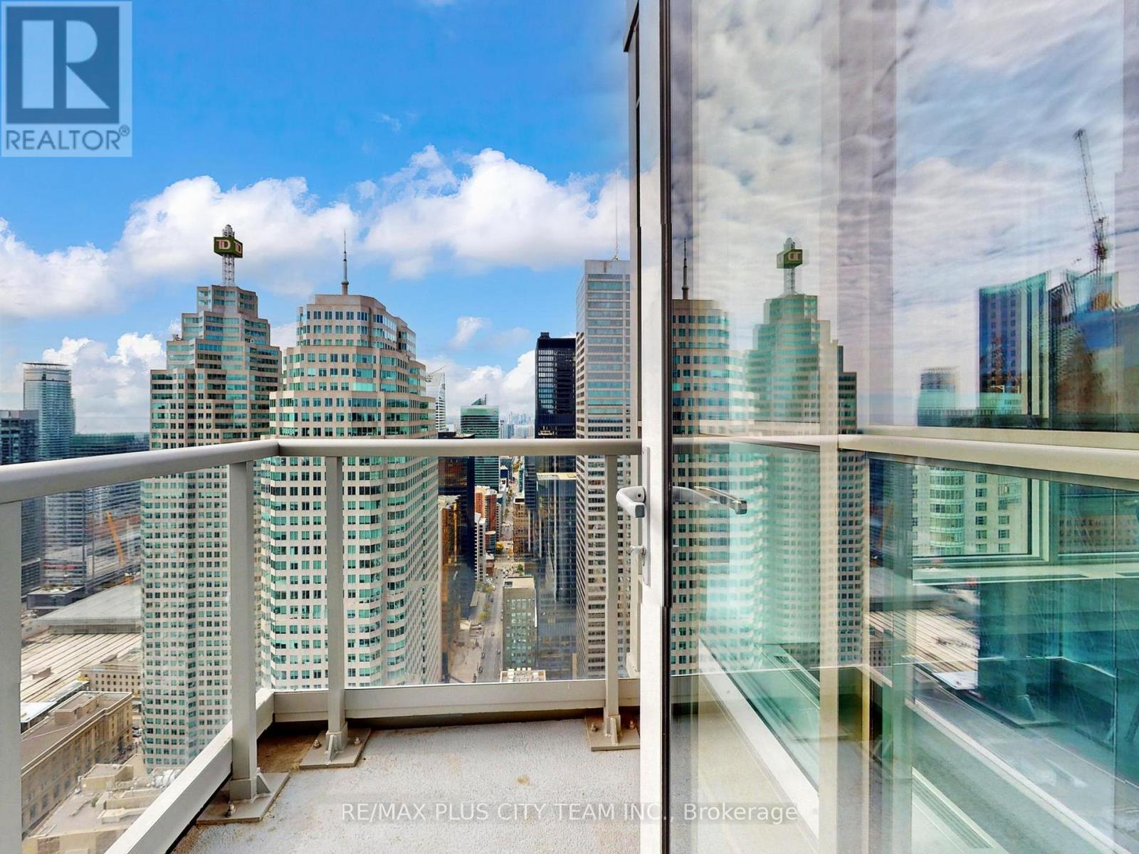 5504 - 88 Scott Street, Toronto, Ontario  M5E 0A9 - Photo 32 - C12465773