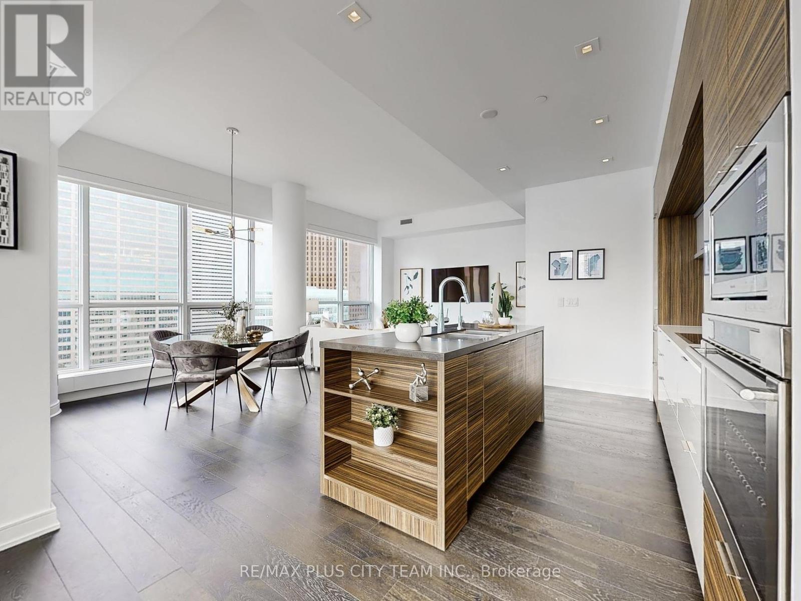 5504 - 88 Scott Street, Toronto, Ontario  M5E 0A9 - Photo 6 - C12465773