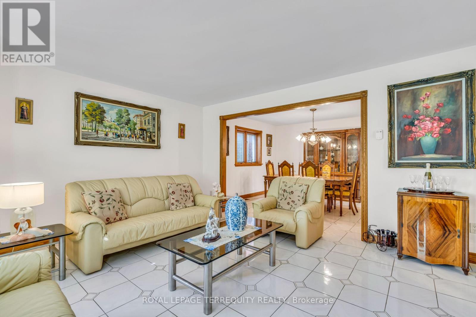 531 Lauder Avenue, Toronto, Ontario  M6E 3J5 - Photo 11 - C12465778