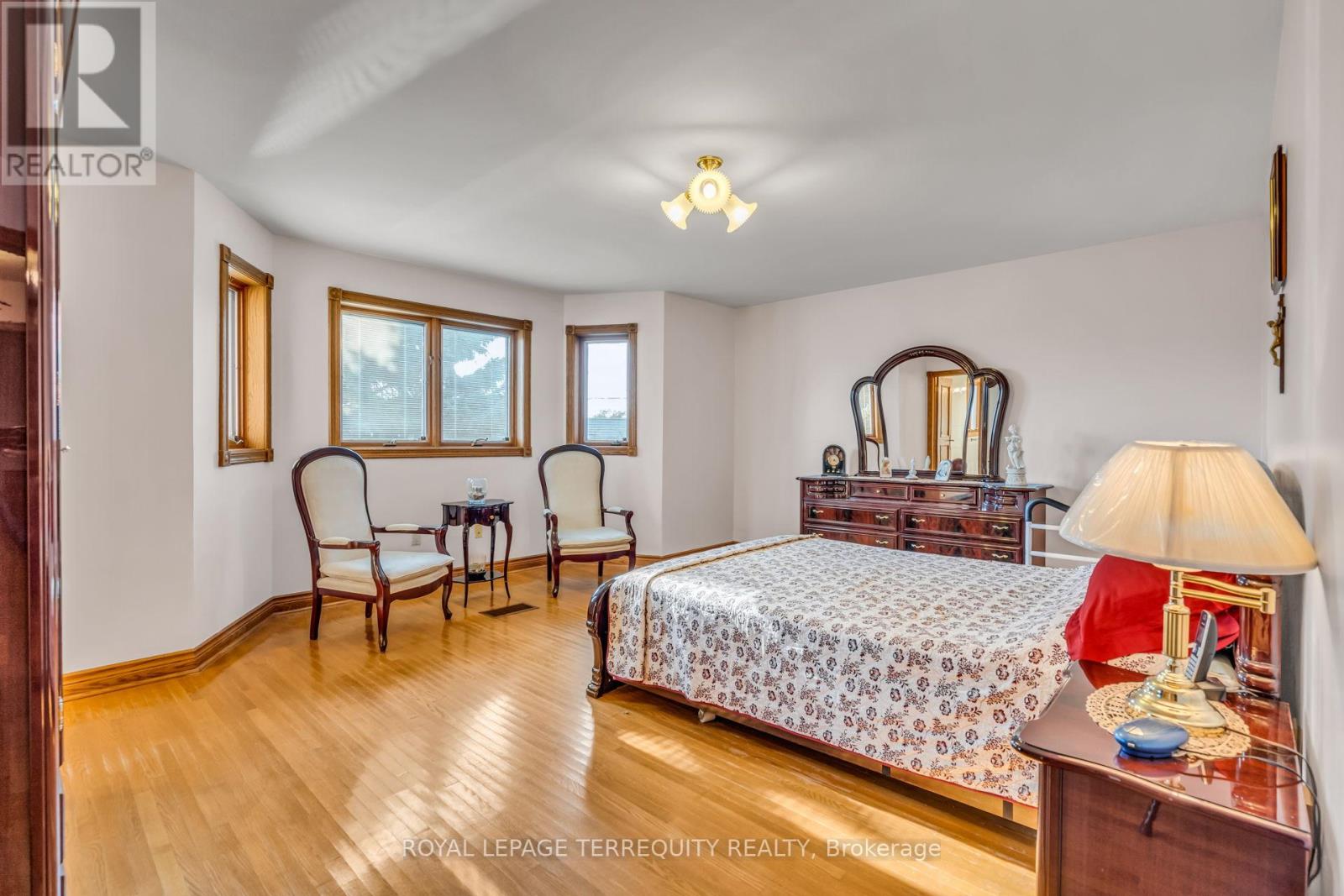 531 Lauder Avenue, Toronto, Ontario  M6E 3J5 - Photo 18 - C12465778
