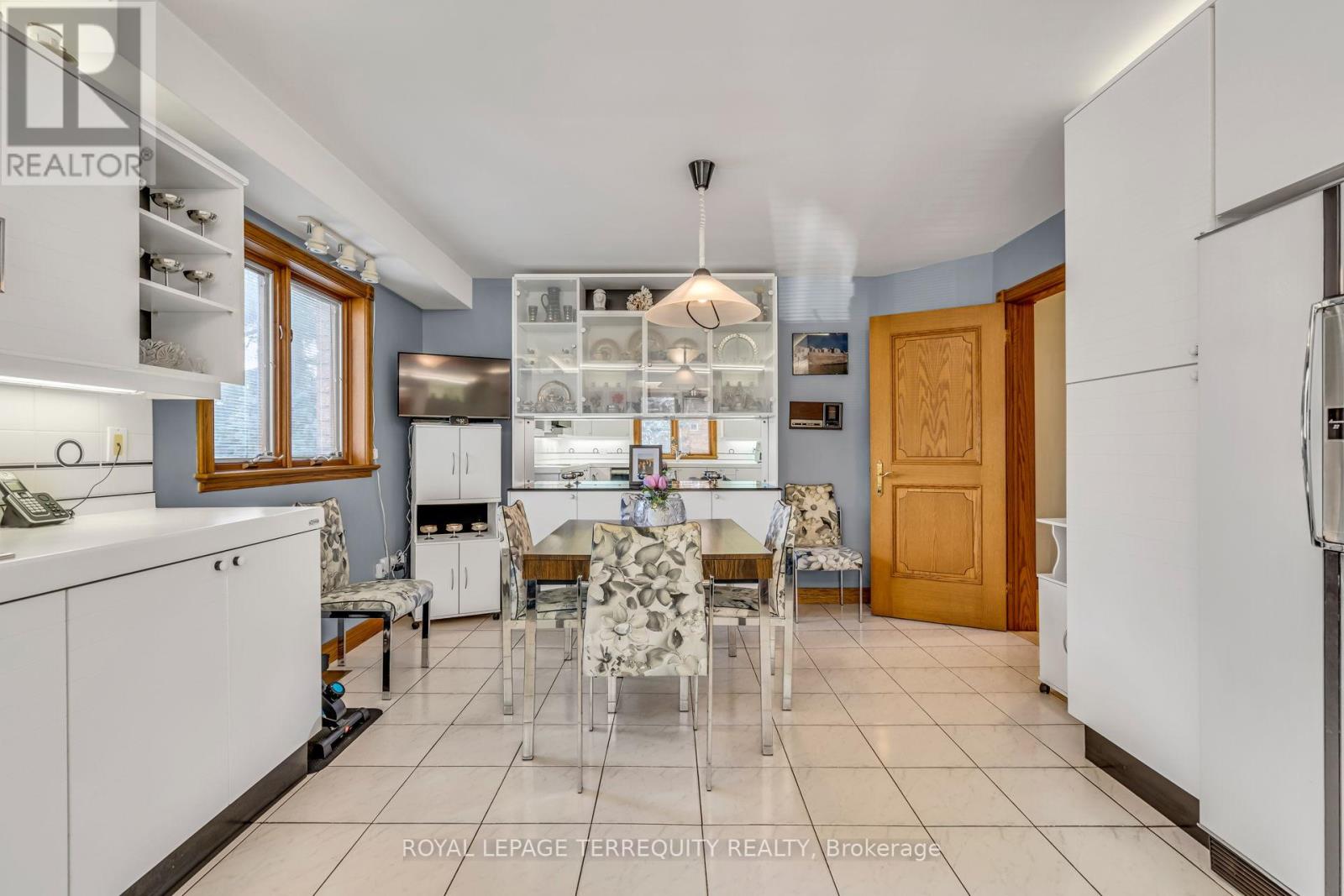 531 Lauder Avenue, Toronto, Ontario  M6E 3J5 - Photo 26 - C12465778