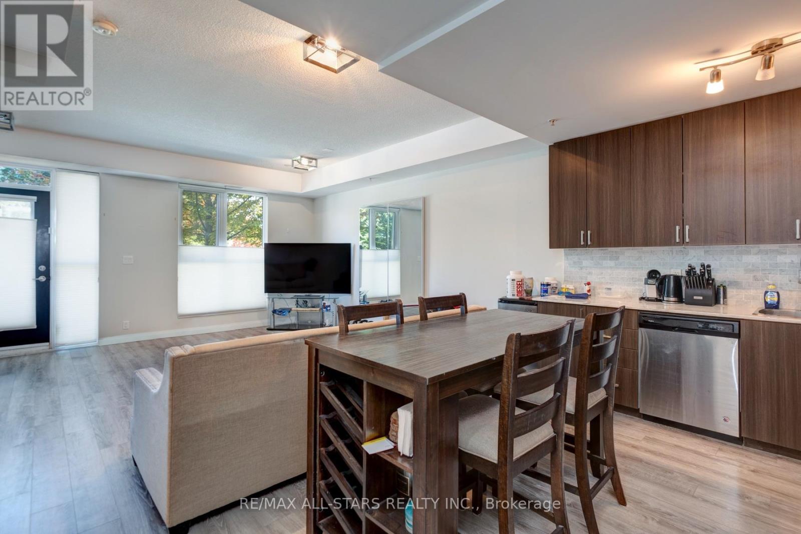 #106 - 22 East Haven Drive, Toronto (Birchcliffe-Cliffside), Ontario  M1N 1T8 - Photo 13 - E12465720