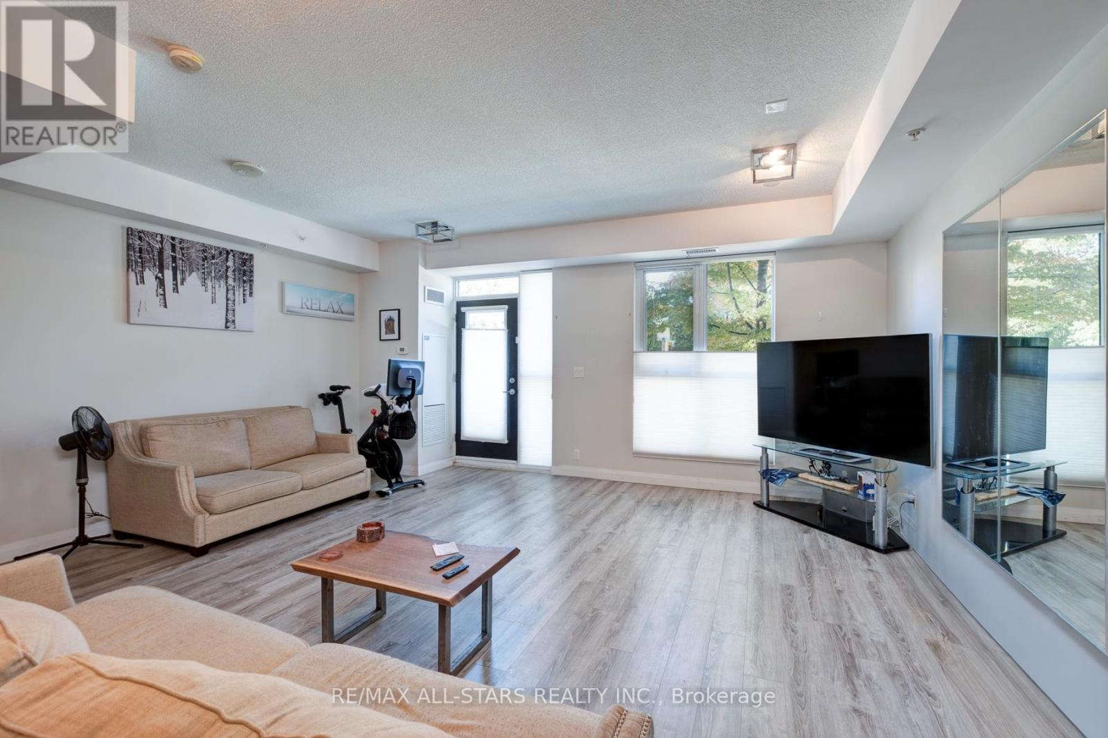 #106 - 22 East Haven Drive, Toronto (Birchcliffe-Cliffside), Ontario  M1N 1T8 - Photo 8 - E12465720