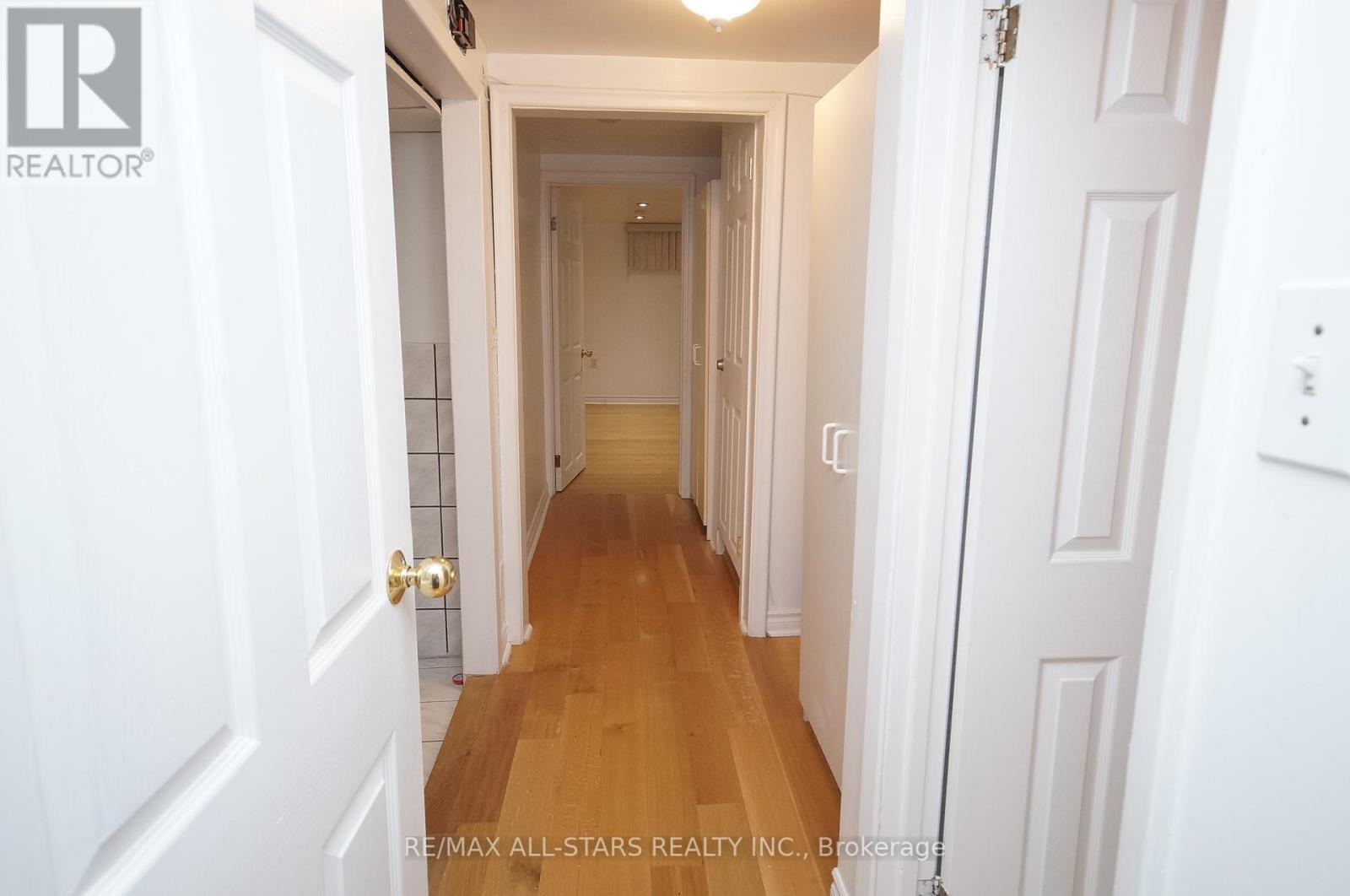 Bsmt - 30 Doerr Road, Toronto, Ontario  M1P 3A1 - Photo 7 - E12465760