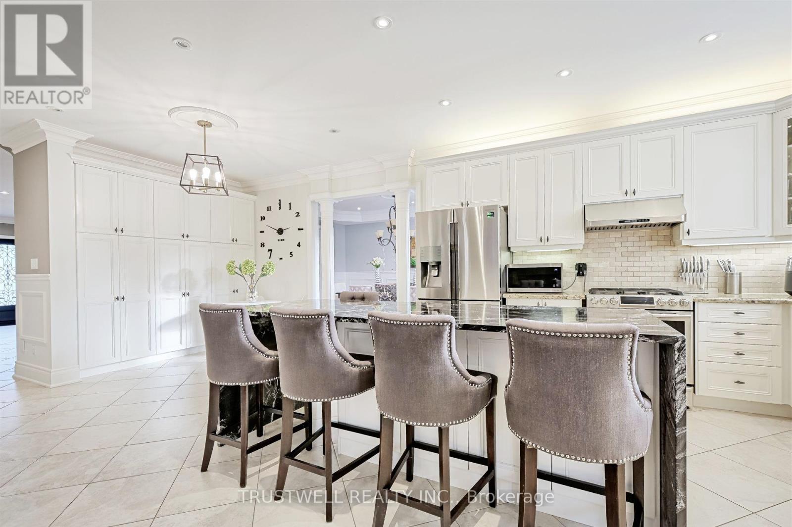 1799 Grayabbey Court, Pickering (Dunbarton), Ontario  L1V 7G2 - Photo 8 - E12465779