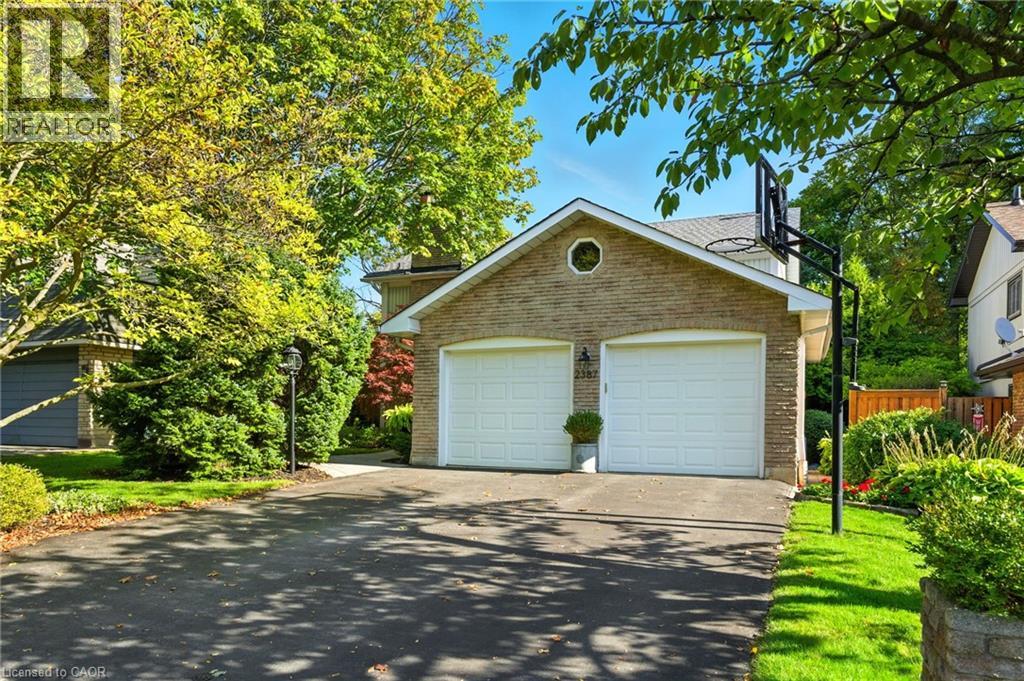 2387 CAVENDISH Drive, burlington, Ontario