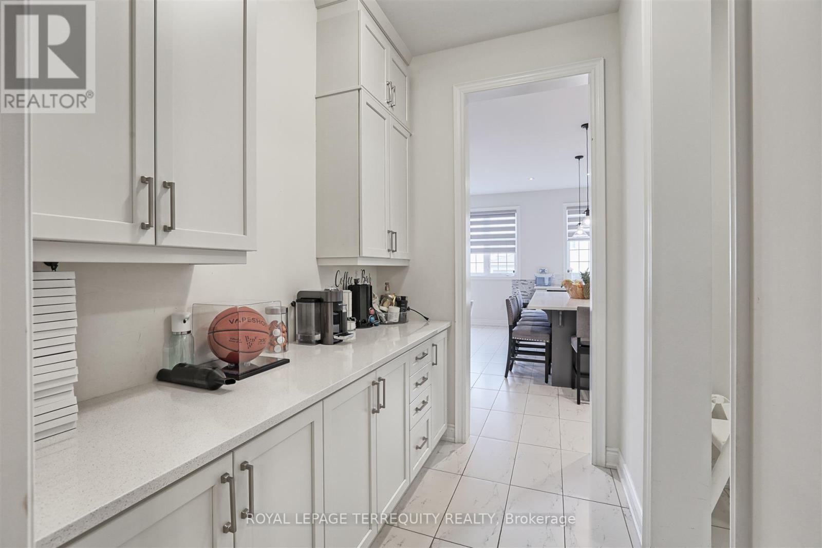 180 Klein Mills Road, Vaughan, Ontario  L4H 4W4 - Photo 19 - N12465648