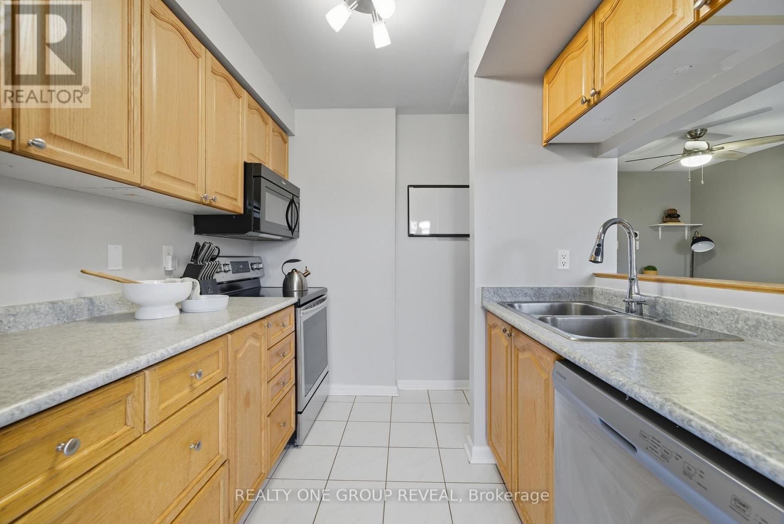37 Mainprize Crescent, East Gwillimbury (Mt Albert), Ontario  L0G 1M0 - Photo 14 - N12465666
