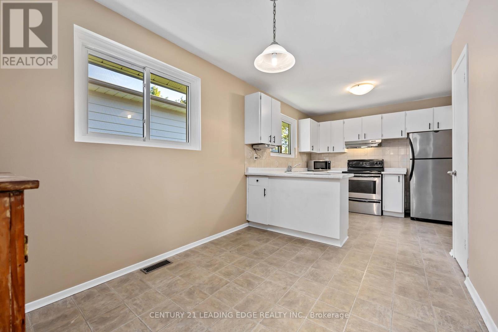 474 Rupert Avenue, Whitchurch-Stouffville, Ontario  L4A 1T1 - Photo 14 - N12465675