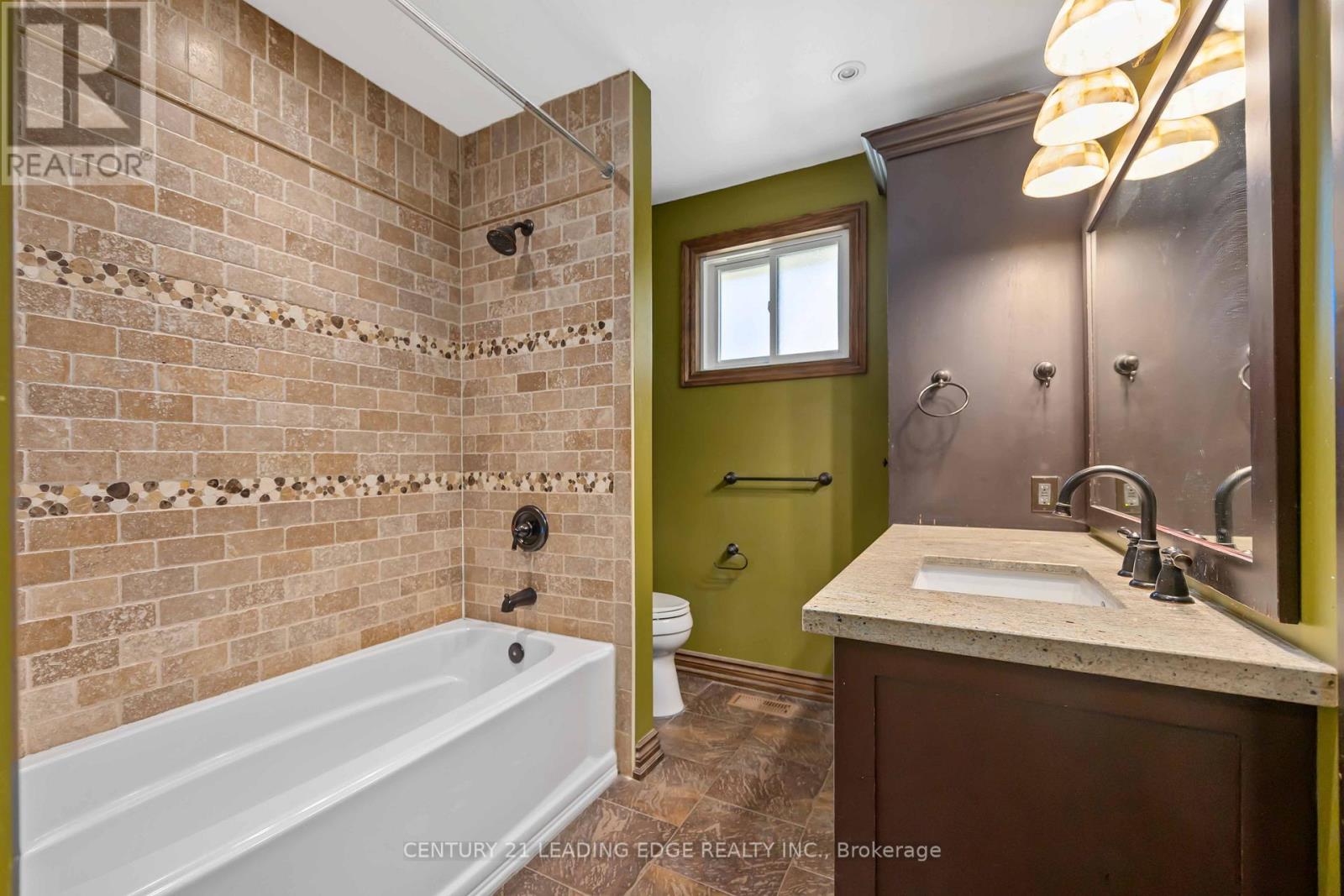 474 Rupert Avenue, Whitchurch-Stouffville, Ontario  L4A 1T1 - Photo 22 - N12465675