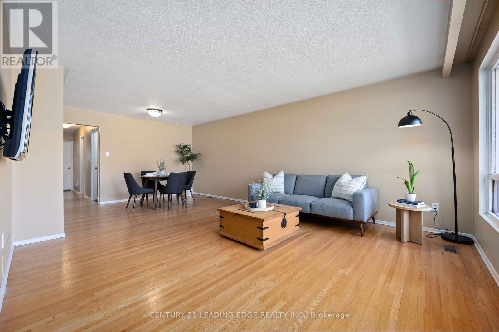 474 Rupert Avenue, Whitchurch-Stouffville, Ontario  L4A 1T1 - Photo 3 - N12465675