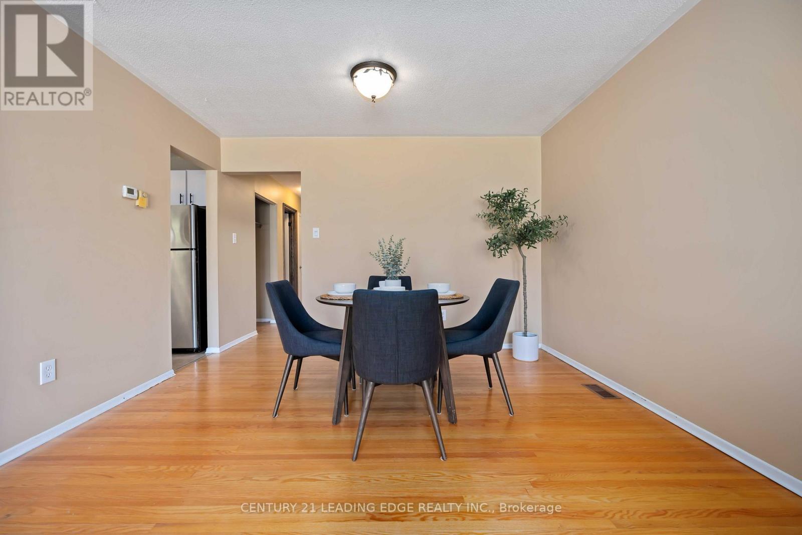 474 Rupert Avenue, Whitchurch-Stouffville, Ontario  L4A 1T1 - Photo 7 - N12465675