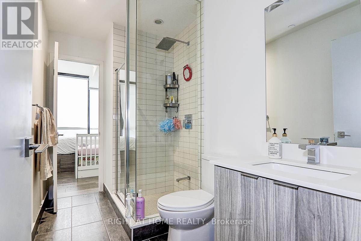 2202 - 2916 Highway 7 Avenue, Vaughan, Ontario  L4K 0K6 - Photo 7 - N12465691