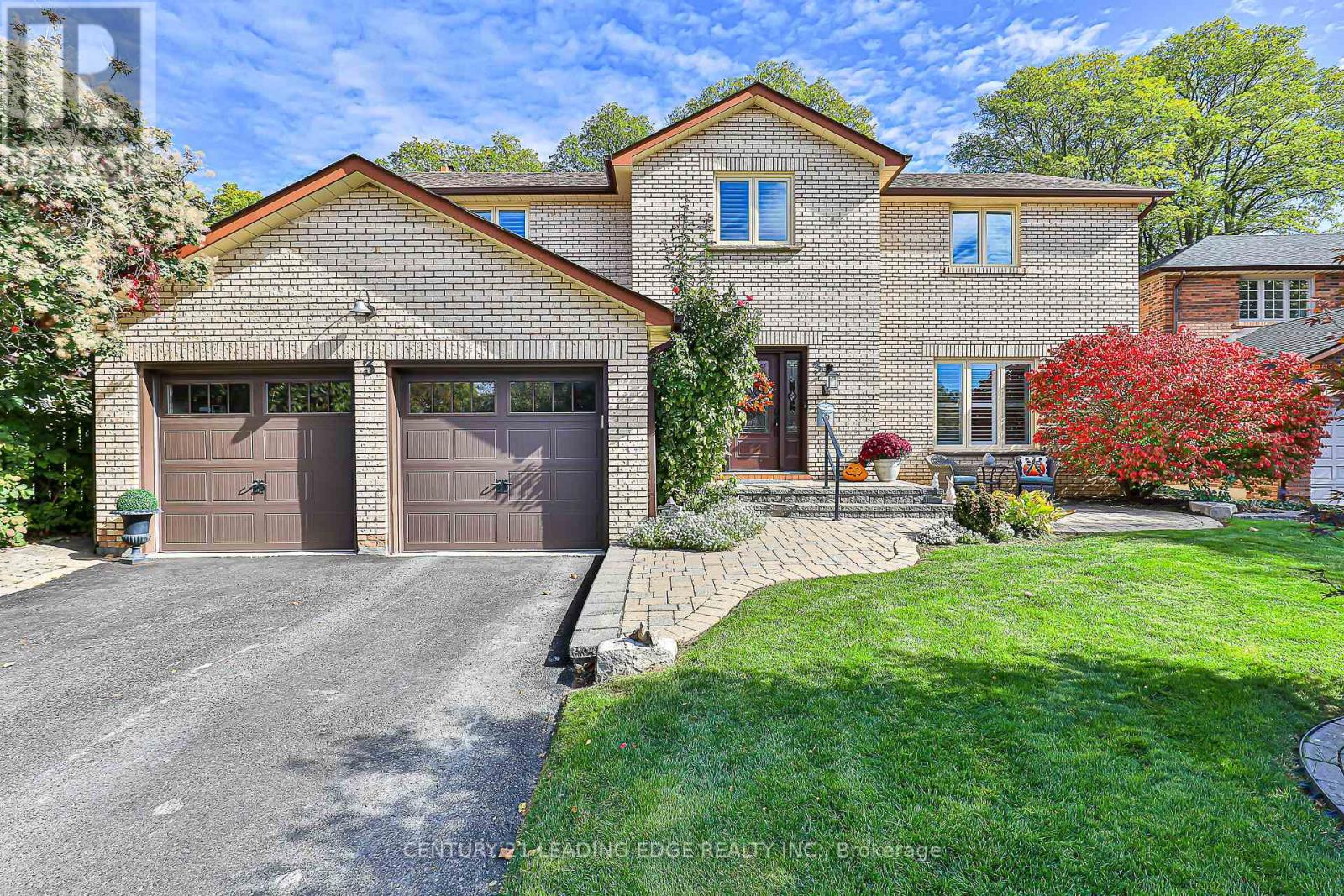 3 KING ARTHUR'S COURT, Markham, Ontario